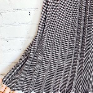 DOWNEAST BASICS Houndstooth Navy/Red Pleated Accordion Midi Skirt NWT Size XS